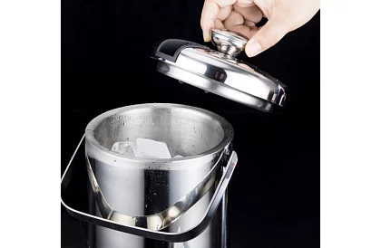 Jégkocka tartó 1,3 liter – vödör fedéllel és csipeszekkel