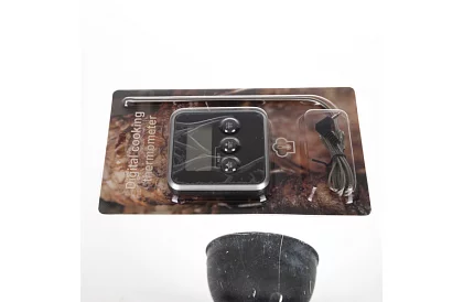 Digitális konyhai hőmérő szondával