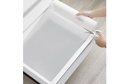 Csúszásgátló szőnyeg fiókokhoz 300x50 cm