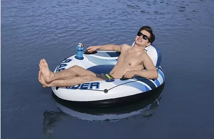 Felfújható gyűrű háttámlával – átmérő 135 cm, B43116