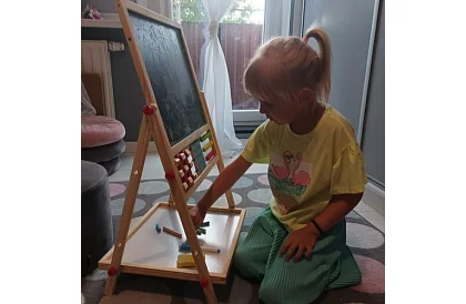 Kétoldalas fa tábla gyerekeknek 6 az 1-ben + tartozékok