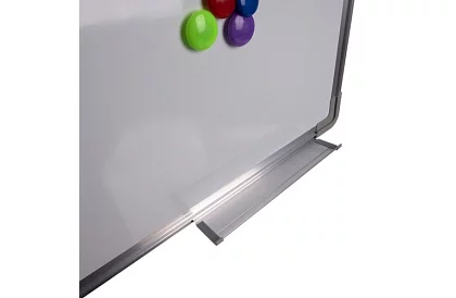 Mágneses tábla 90 x 60 cm + tartozékok