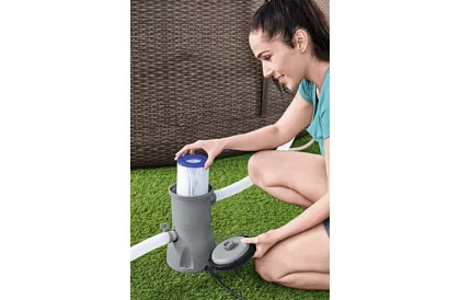 Medencés szivattyú szűrővel 3028 l/h – B58386