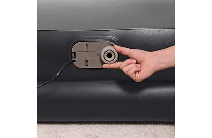 Felfújható matrac beépített pumpával és párnával 203 × 152 × 46 cm – B67403