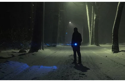 CREE LED T6 zseblámpa – tölthető taktikai lámpa USB töltéssel