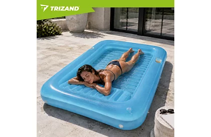 Felfújható matrac 210 × 140 cm fejtámlával és italhordozókkal