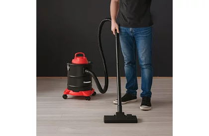 Zsák nélküli porszívó hamuhoz - 20 l fúvó funkcióval 1600 W