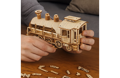 3D fa puzzle - Gőzmozdony tenderrel