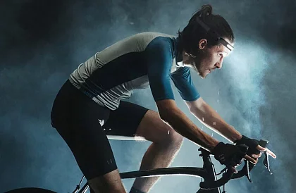 Újratölthető COB LED fejlámpa mozgásérzékelővel - Head Lamp