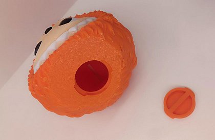 Labubu persely – többször kiüríthető, mozgó szemekkel