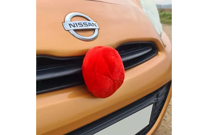 Rénszarvak és orr – dekoráció az autójához