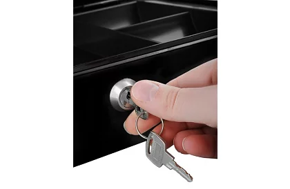 Nagy fém pénzes doboz