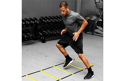 Gyakorló koordinációs létra – állítható, 12 fokkal, táskával