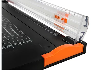 Papírvágó – guillotine/trimmer