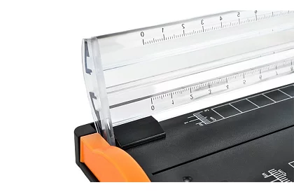 Papírvágó – guillotine/trimmer