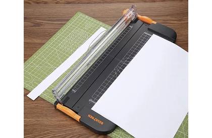 Papírvágó – guillotine/trimmer