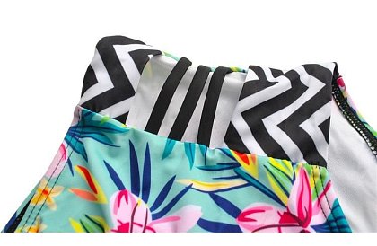 Fürdőruha virágmintával és magas derékkal – méret S