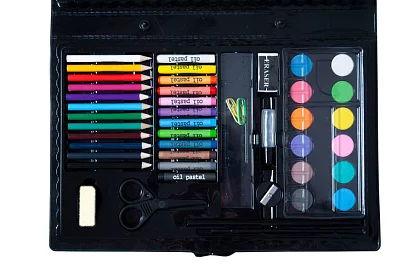 Művészeti festőkészlet bőröndben – 86 db