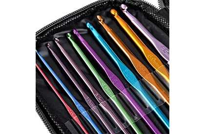 Horgoló készlet – 50 darabos kreatív készlet tokban