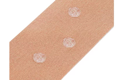 Mellkasi emelő és támogató szalag