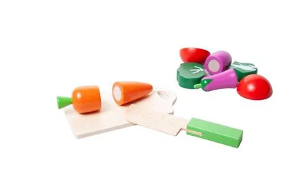 Fából készült gyümölcs és zöldség vágásra a vödörben