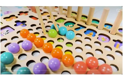 Fából készült oktató puzzle