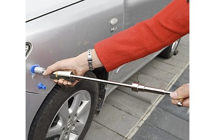 Karosszéria javító készlet visszafordítható kalapáccsal