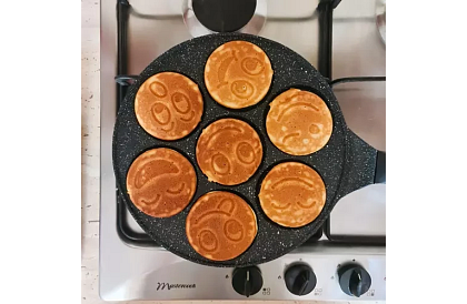 Palacsintasütő mosolygós - 26 cm