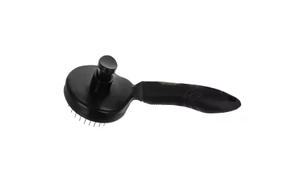 Öntisztító szőrvágó kefe