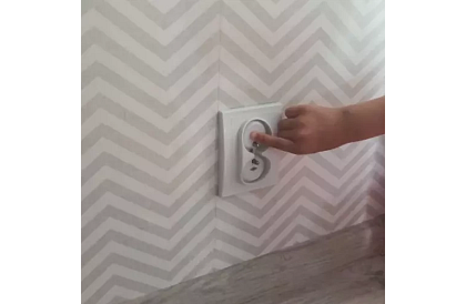 Biztonsági dugaszdugók elektromos aljzatokhoz – 15 db