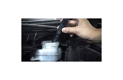 LED fékfolyadék-tesztelő