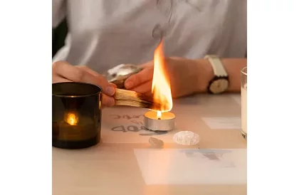 Teásgyerty fehér – égési idő 4 óra – csomagolás 100 db