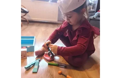 Gyermekorvosi táska kiegészítőkkel – kis orvos