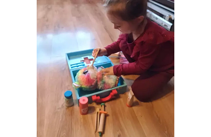 Gyermekorvosi táska kiegészítőkkel – kis orvos