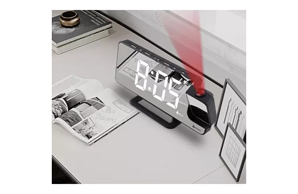 Tüköróra ébresztővel és projektorral