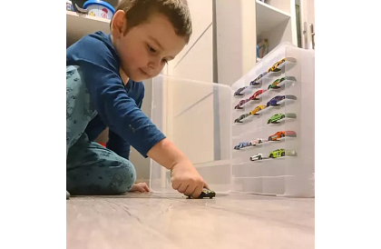 Műanyag bőrönd - autószervező