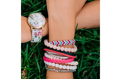 Kreatív készlet karkötő készítéséhez