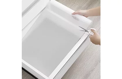 Csúszásgátló szőnyeg fiókokhoz 300x50 cm