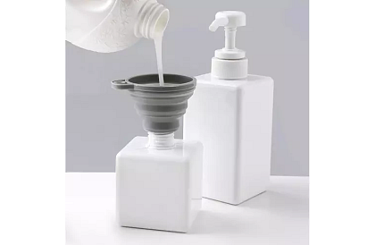 Univerzális összecsukható szilikon tölcsér