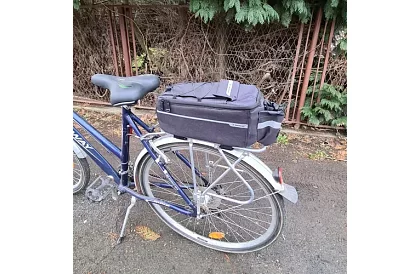 Nagy termosztáska kerékpárhoz