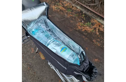 Nagy termosztáska kerékpárhoz