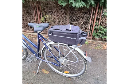 Nagy termosztáska kerékpárhoz