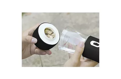 Utazási vízpalack kutyáknak, jutalom tálkával