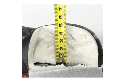 Cyklistikai nyereg ACTIVE szellőzéssel és vízálló borítással