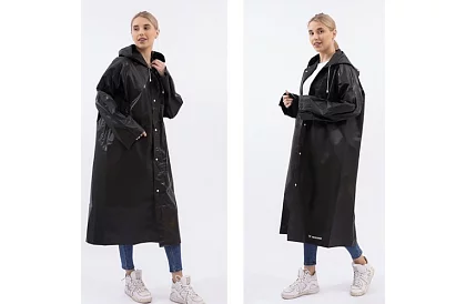 Erős fekete oversized esőkabát