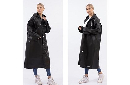 Erős fekete oversized esőkabát
