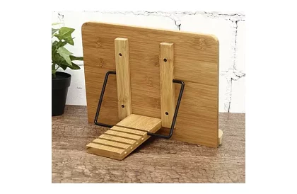 Fából állvány könyv és laptop számára