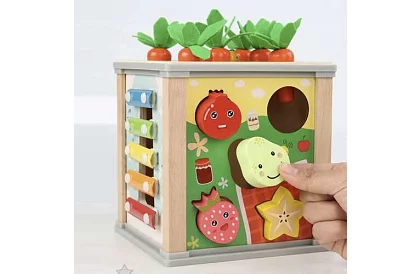 Fából készült érzékelő és oktató kocka