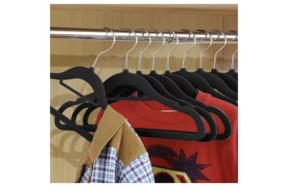 Samet vállfák ruhákhoz - 20 db - fekete