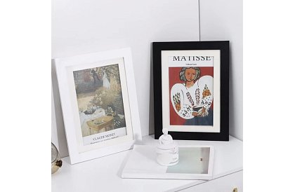 Művészi nyitott keret fényképekhez – A4-es rajzok - fehér